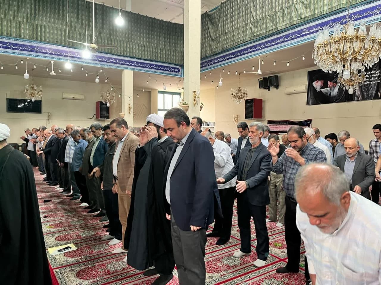 حضور فرماندار در نماز جمعه بخش زاویه