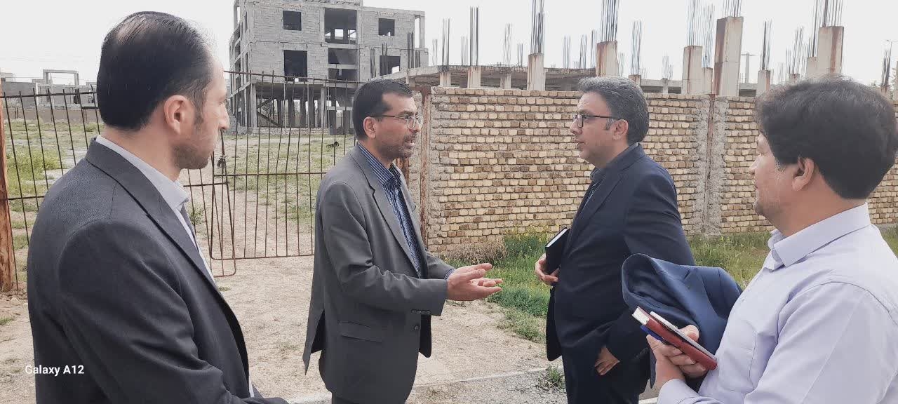 ارزیابی آخرین وضعیت میدانی و تسریع در راه اندازی مجتمع اداری شهرستان فراهان