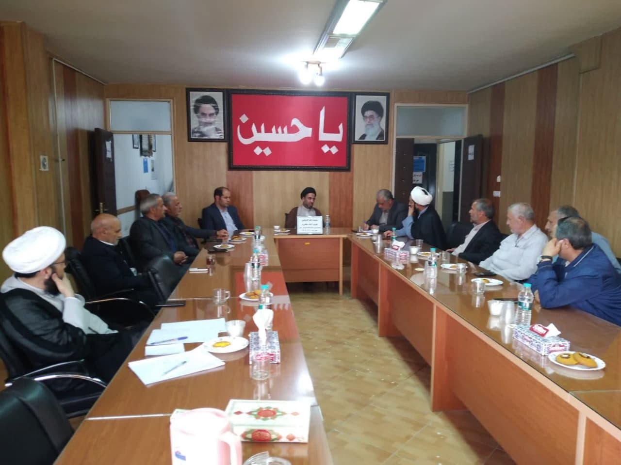 اولین نشست هیات امنای ستاد توسعه و بازسازی عتبات عالیات شهرستان خمین در سال 1404 برگزار شد