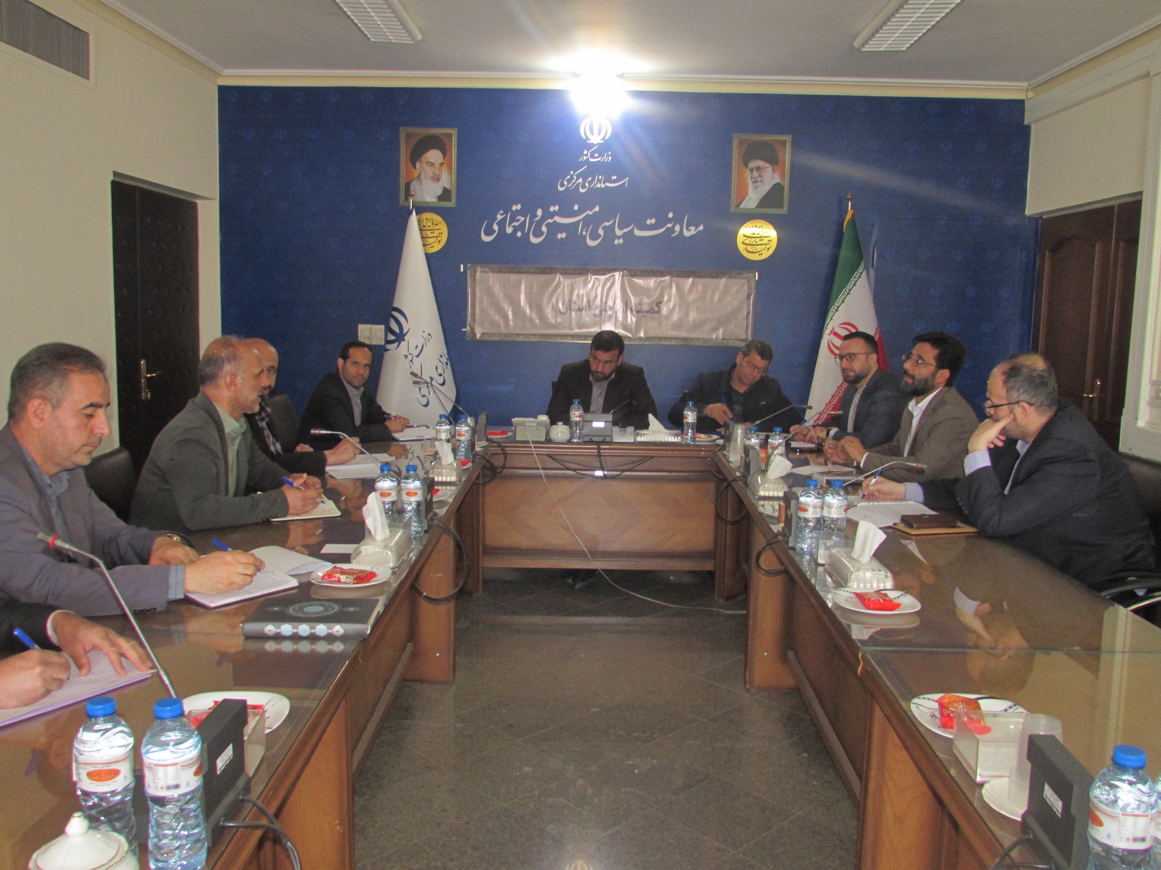 برگزاری جلسه کمیته امنیتی استان با موضوع هماهنگی و بررسی نحوه استفاده از پیمانکاران توسط شرکت پالایش نفت امام خمینی (ره) شازند