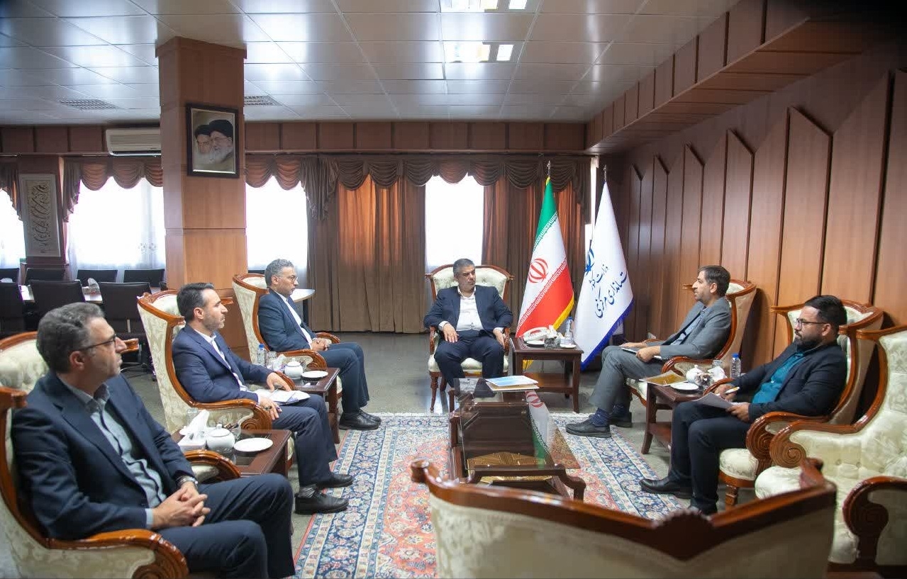 بررسی توسعه زیرساخت‌های ارتباطی استان مرکزی