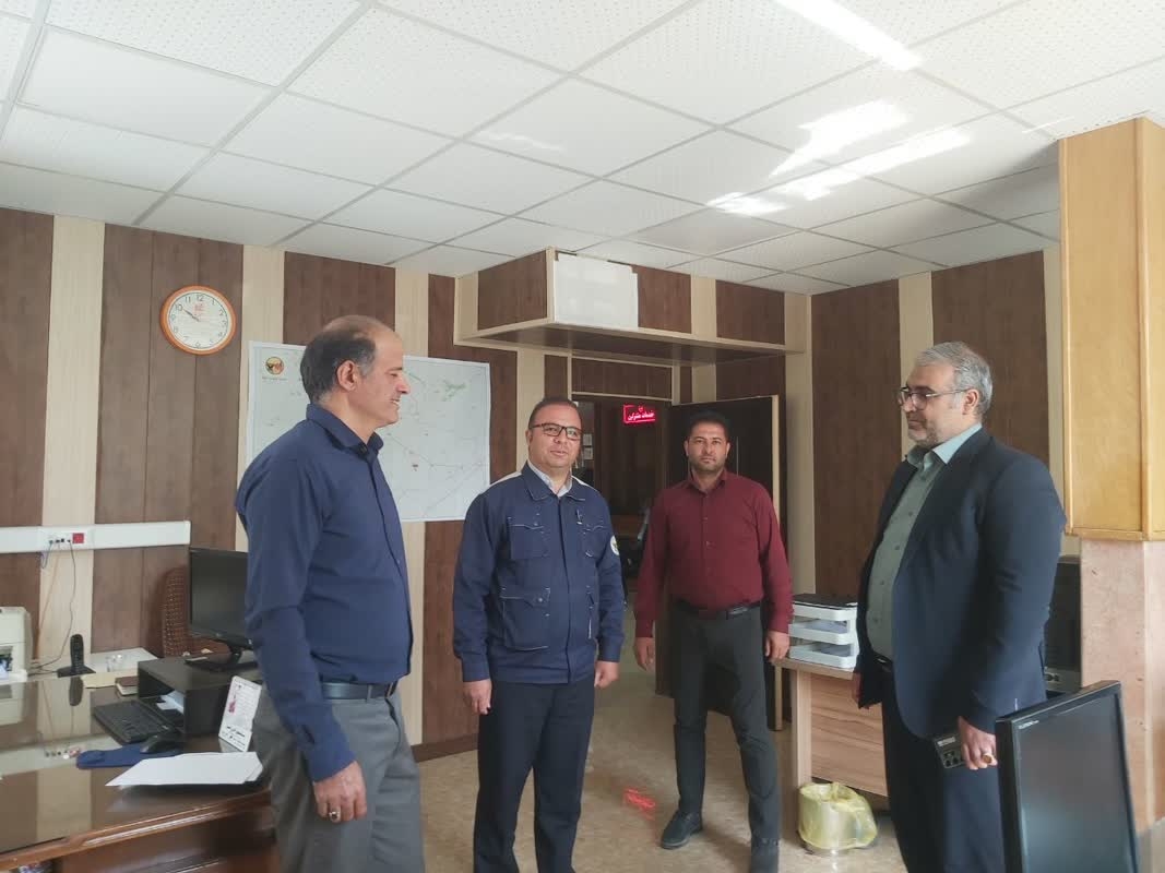 🔺️🔻بازدید سرپرست فرمانداری شهرستان آشتیان از مدیریت توزیع برق