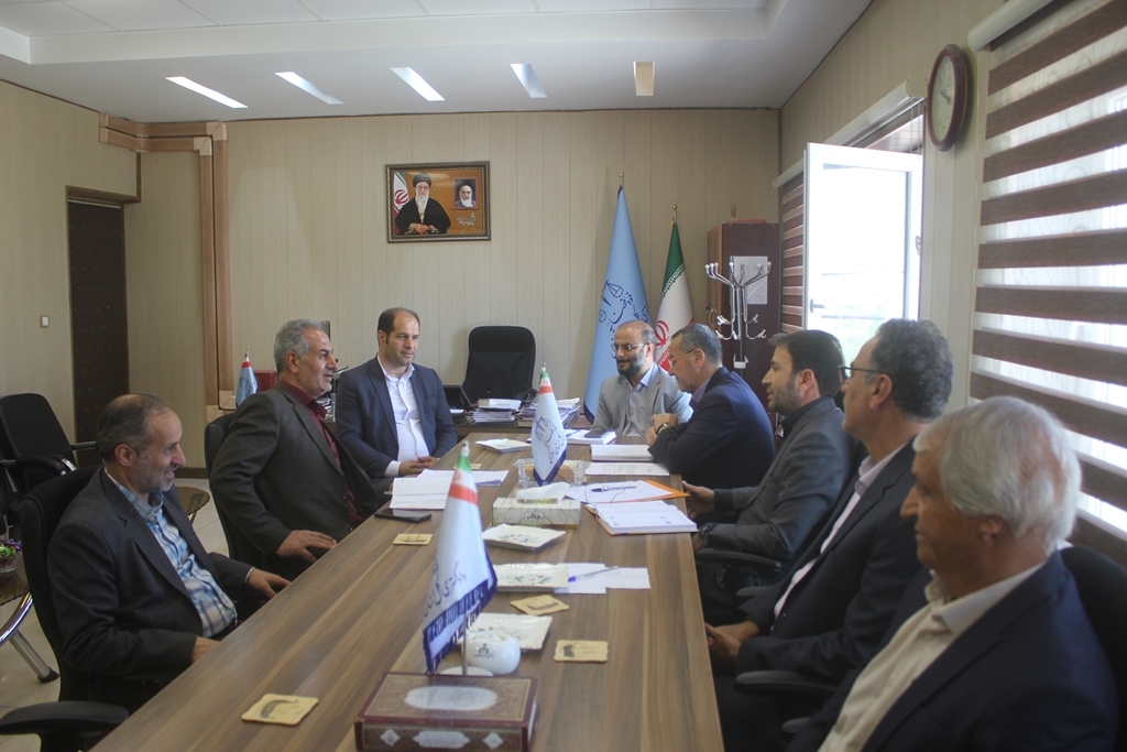 اولین جلسه هیئت مدیره انجمن حمایت از زندانیان شهرستان خمین برگزار شد