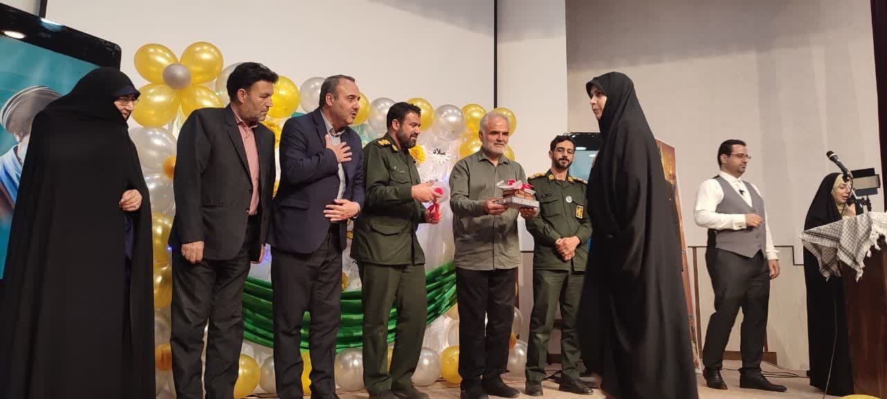 "جشن بزرگ بانوی کرامت" (جشن خواهر و برادری)