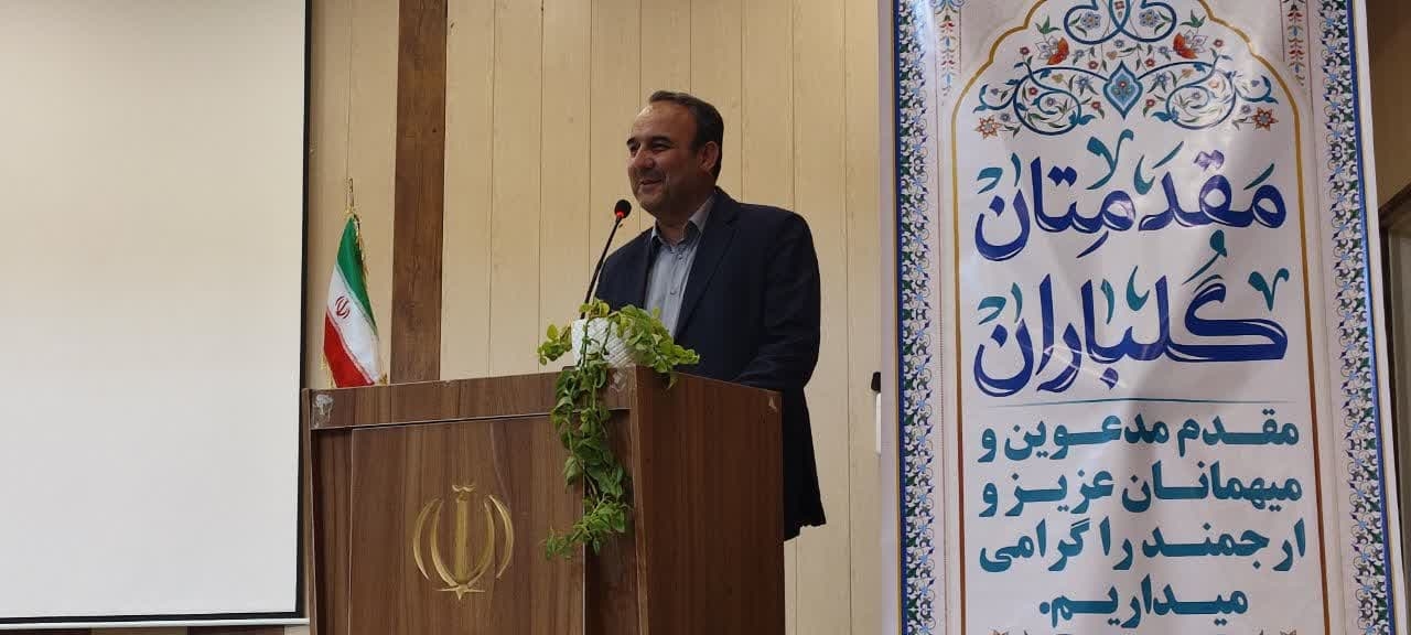 "همایش تجلیل از کارگران نمونه شرکت زرین کشت پایدار زرندیه".