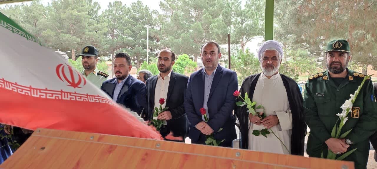 گلباران  گلزار مطهر شهدای شهر خشکرود