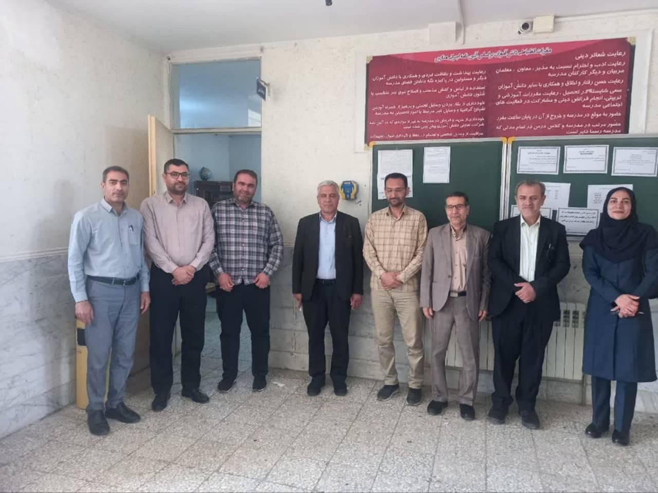 برگزاری مراسم تجلیل از فرزند شهید والامقام علی اکبر مفیدی بمناسبت بزرگداشت استاد شهید مرتضی مطهری و روز معلم