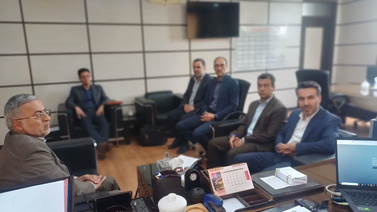 بازدید دوره ای از فناوری اطلاعات فرمانداری دلیجان