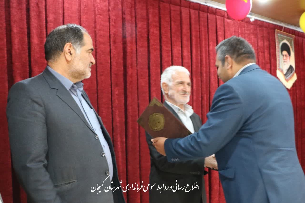 🔹تقدیر دکتر مددی فرماندار شهرستان از زحمات و  همکاری های خیر نیک‌اندیش مدرسه‌ساز از