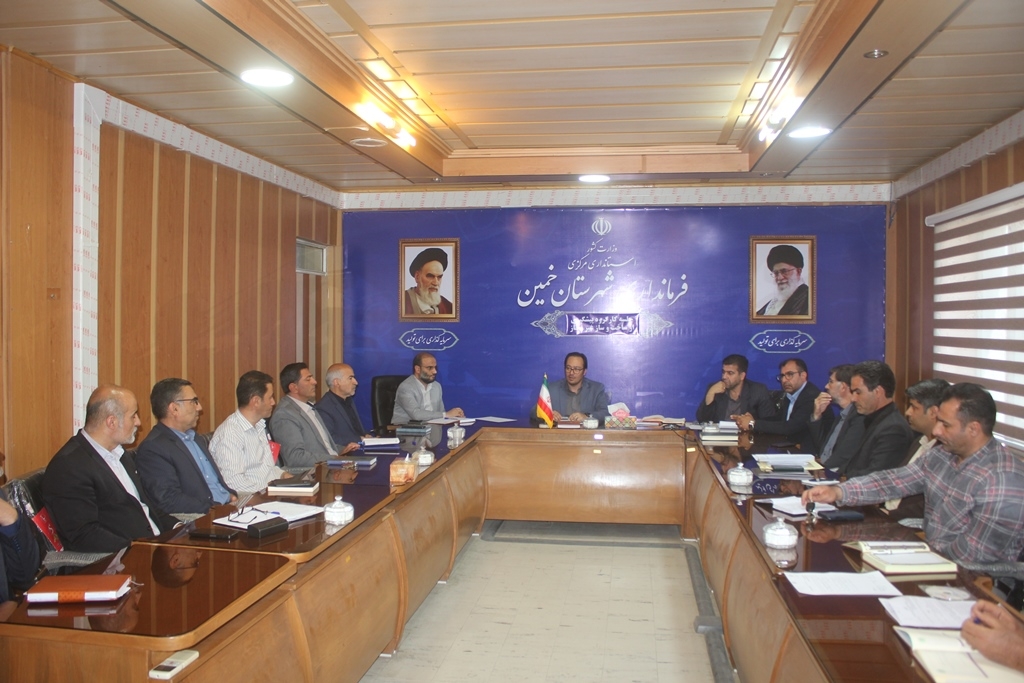 دومین جلسه کارگروه پیشگیری از ساخت و ساز غیر مجاز در شهرستان خمین در سال 1404 برگزار شد