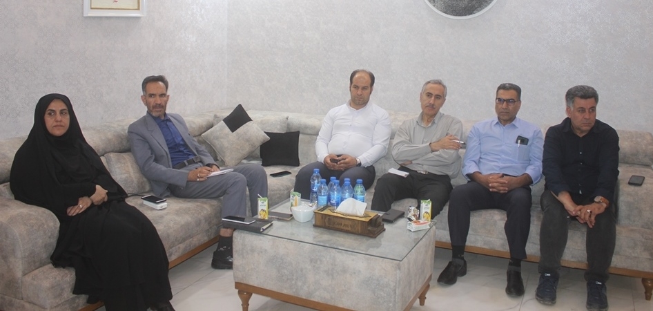 نشست بررسی مسائل و مشکلات روستای ریحان علیا شهرستان خمین برگزار شد