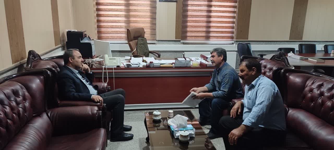 دیدار اعضای شورای اسلامی روستای قشلاق سردار سبز علی با فرماندار