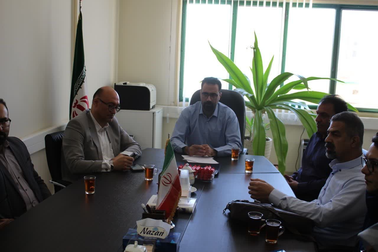 نشست پزشگ‌نیا، مدیرکل پدافند غیرعامل استان با هیئت مدیره نظام صنفی رایانه‌ای برگزار شد