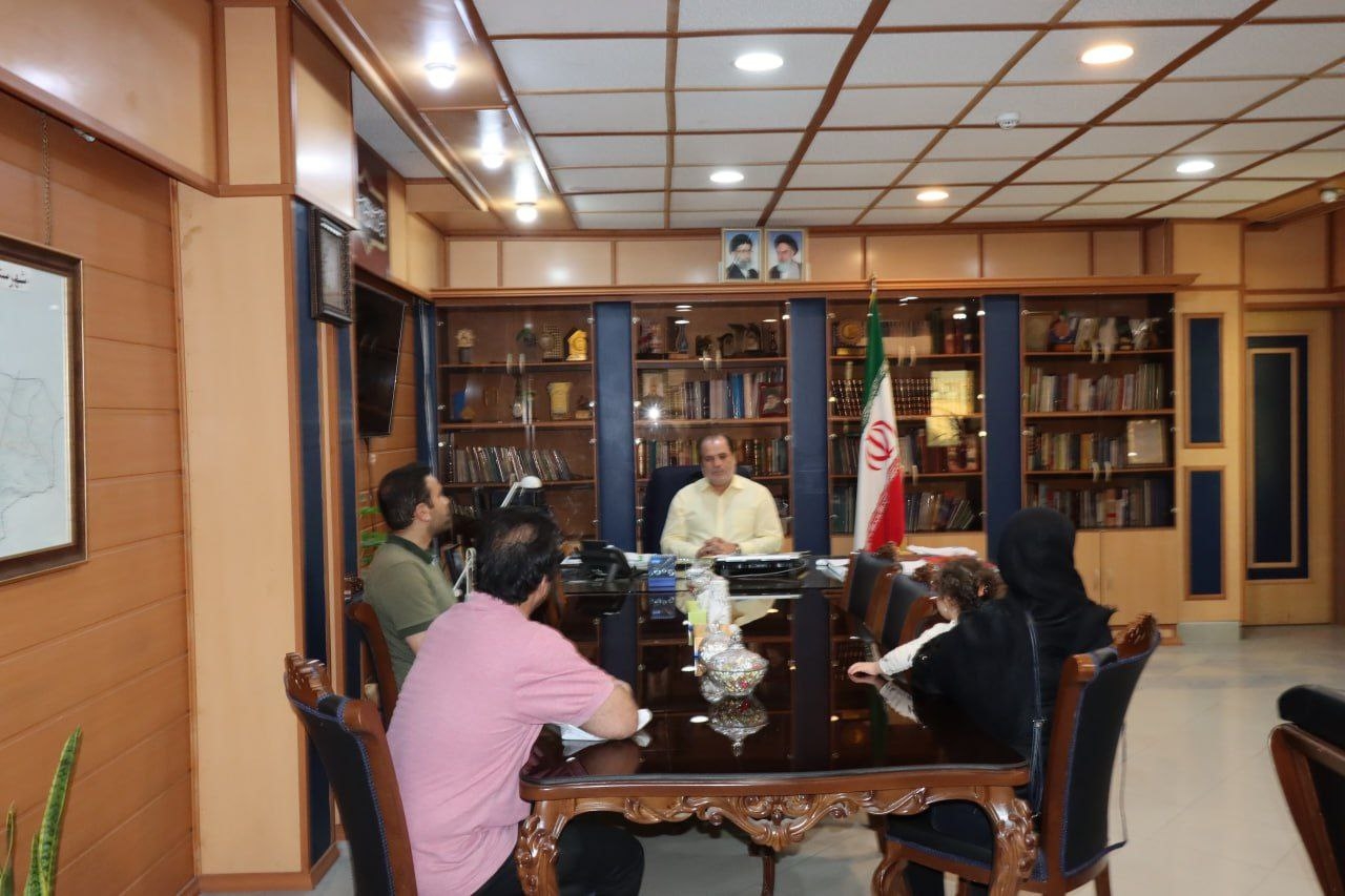 ملاقات عمومی دکتر حسینی، معاون استاندار و فرماندار ویژه شهرستان ساوه با مردم