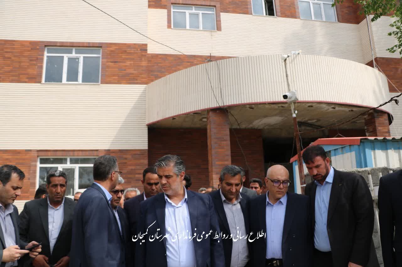 🔻بازدید استاندار مرکزی از پروژه در حال احداث مرکز خدمات جامع سلامت شهرستان کمیجان