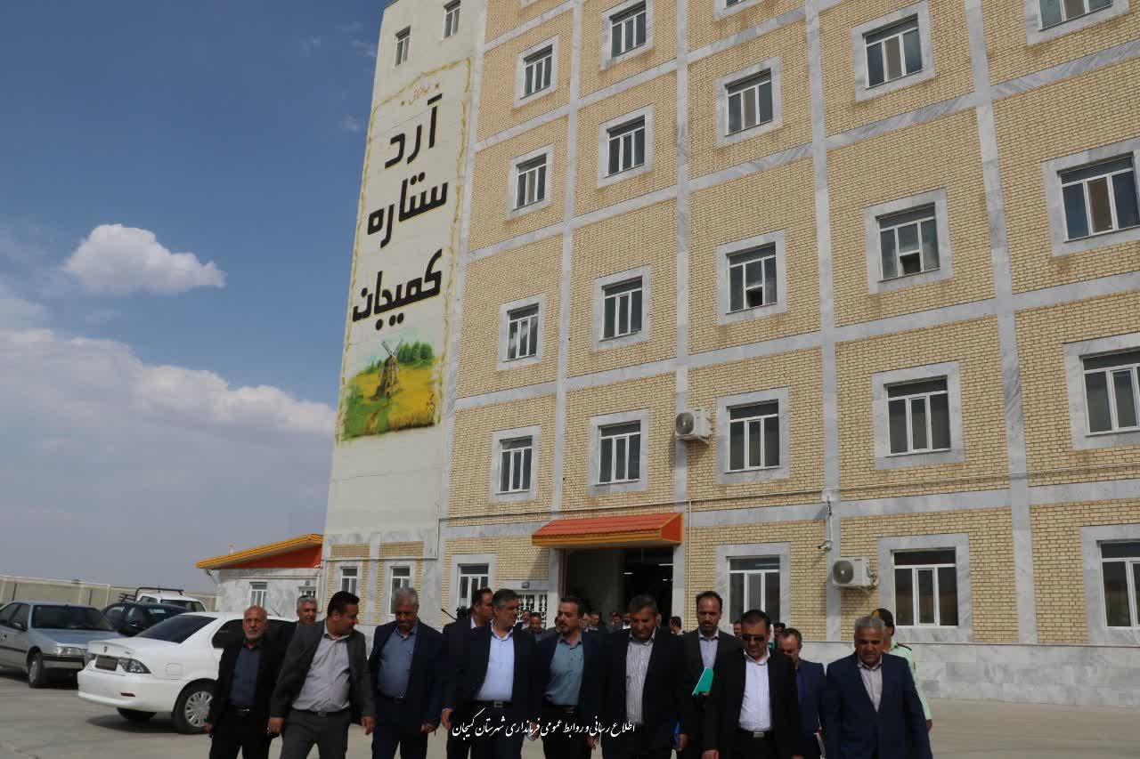 🔻بازدید استاندار مرکزی از کارخانه آرد ستاره کمیجان
