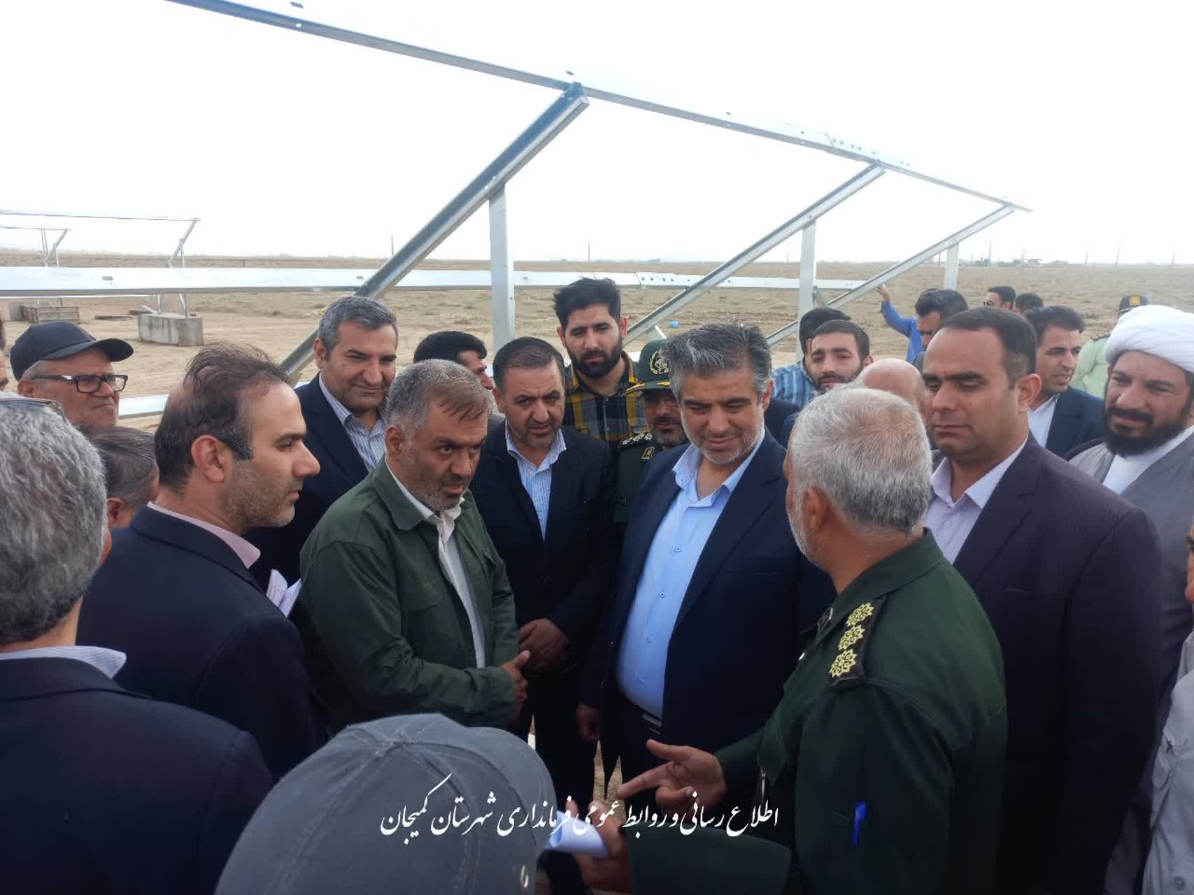 🔻بازدید استاندار مرکزی از نیروگاه خورشیدی در حال احداث شهر میلاجرد