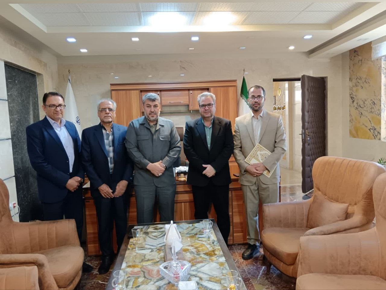 جلسه معارفه رییس کمیته امداد امام خمینی (ره) شهرستان محلات برگزار شد.