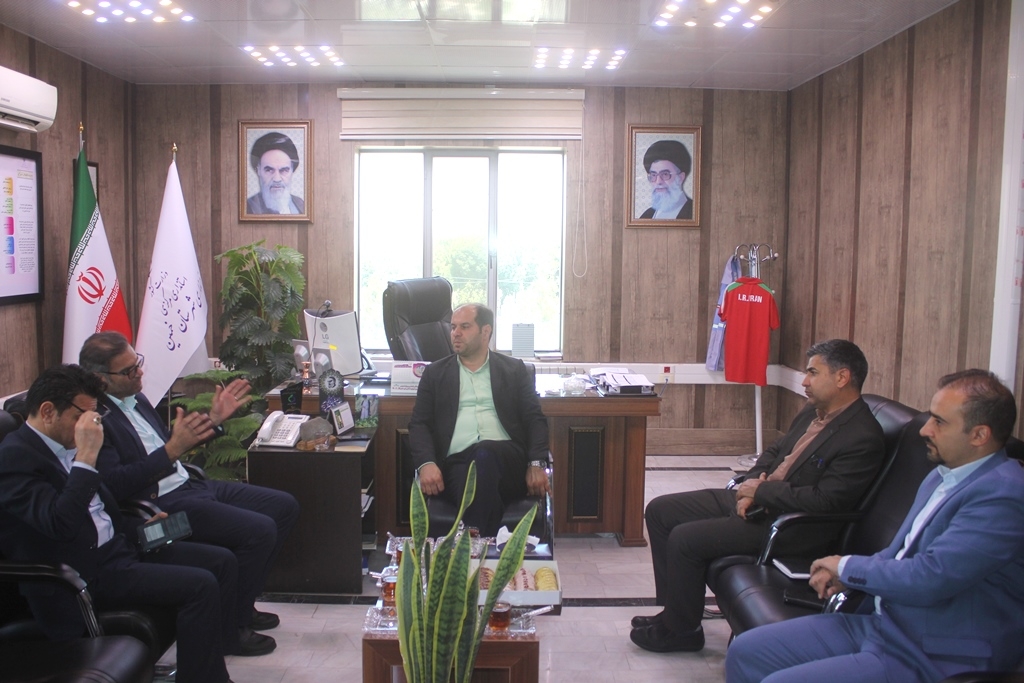 نشست مدیر کل پست استان مرکزی با فرماندار شهرستان خمین برگزار شد