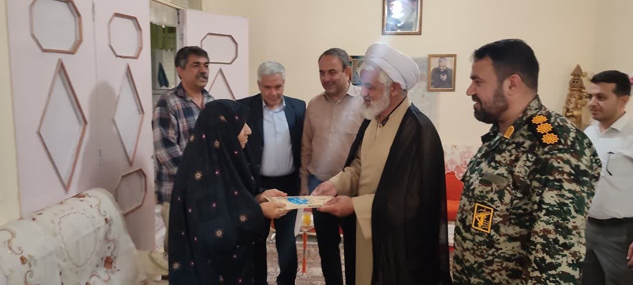 دیدار با خانواده معظم شهید رسول اخوان