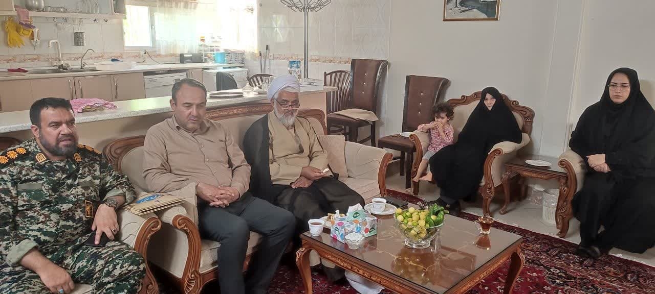 دیدار با مادر شهید حسین و محسن محمدیان