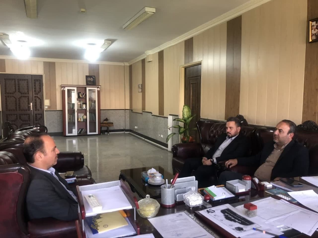 دیدار فرماندار  با مدیرکل غله و خدمات بازرگانی استان