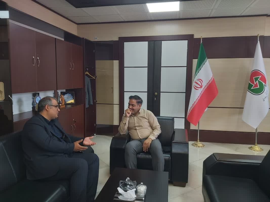 🔻بررسی آخرین وضعیت پروژه‌های راهداری شهرستان آشتیان در دیدار سرپرست فرمانداری با مدیرکل راهداری و حمل‌ونقل جاده‌ای استان مرکزی