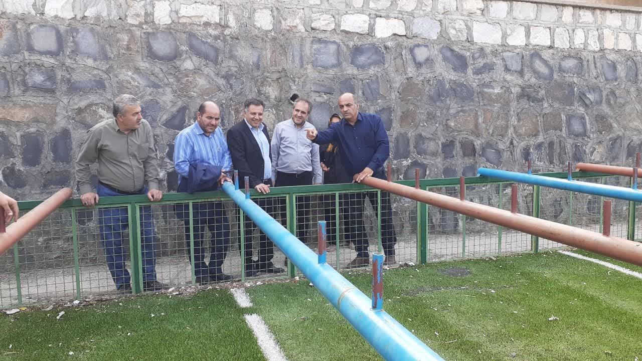 سرپرست دفتر امور روستایی و شوراها از روستای ضامنجان بازدید نمود.