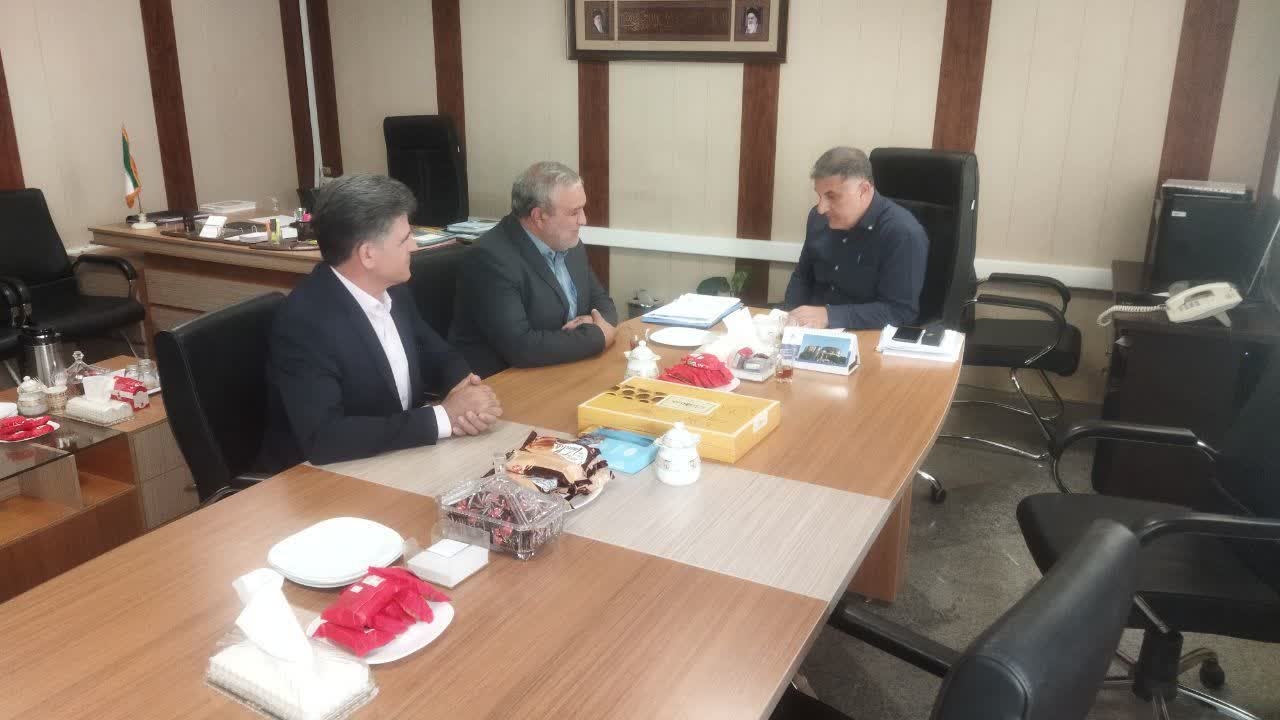 دیدار مدیرکل بنیاد مسکن انقلاب اسلامی استان مرکزی با سرپرست دفتر امور شهری و شوراهای استانداری مرکزی