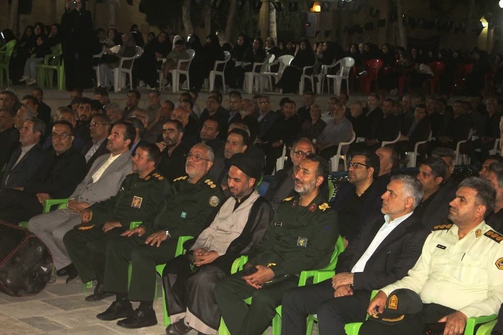 🔻جلسه(۲) شورای اداری استان مرکزی برگزار شد.

🔹جلسه (۲) شورای اداری سال ۱۴۰۴ استان مرکزی به ریاست دکتر زندیه وکیلی استاندار مرکزی و به مناسبت ایام ارتحال امام خمینی(ره) در بیت قدیمی ایشان در شهرستان خمین برگزار گردید.

🔹 در این جلسه علیرضا ملک جانی سرپرست دفتر مدیریت عملکرد،بازرسی،امورحقوقی و ارتباطات مردمی استانداری مرکزی حضور داشت.