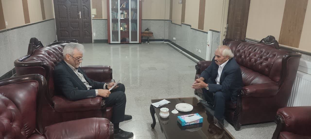 دیدار عضو شورای روستای میل با سرپرست فرمانداری زرندیه