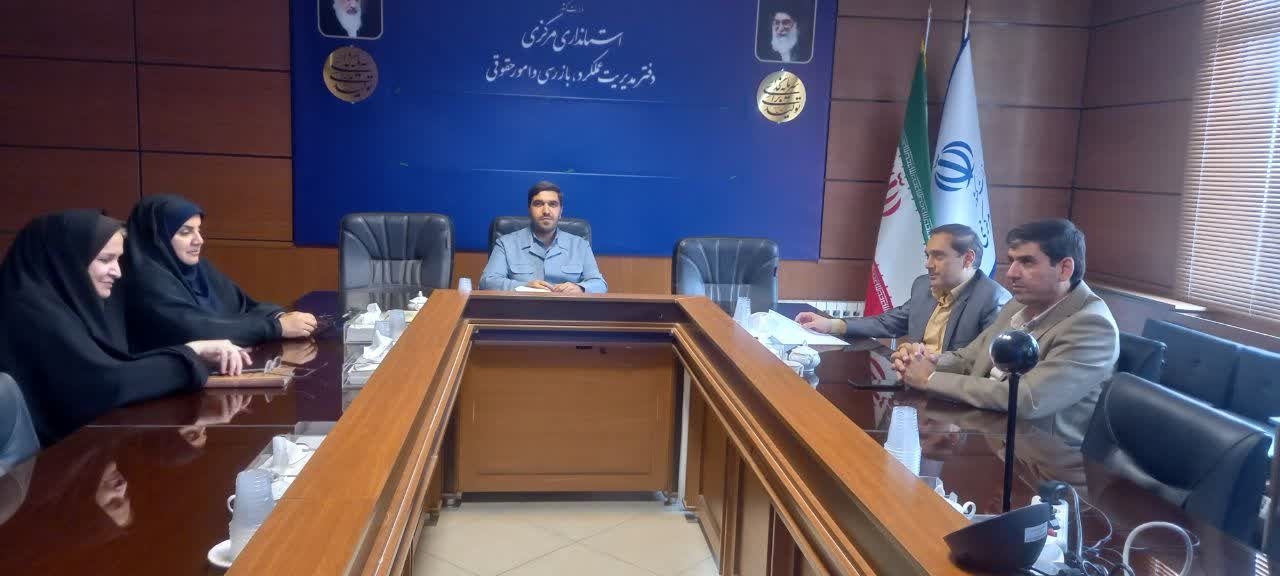 🔻جلسه ۵ آموزشی بازرسان ماده ۹۱ استان مرکزی برگزار شد.

🔹جلسه ۵ آموزشی بازرسان ماده ۹۱ استان مرکزی با حضور اعضای مربوطه در سالن جلسات شهید محلاتی استانداری مرکزی برگزار گردید.

🔹 در این جلسه بازرسان ماده ۹۱ استان مرکزی حضور داشتند.