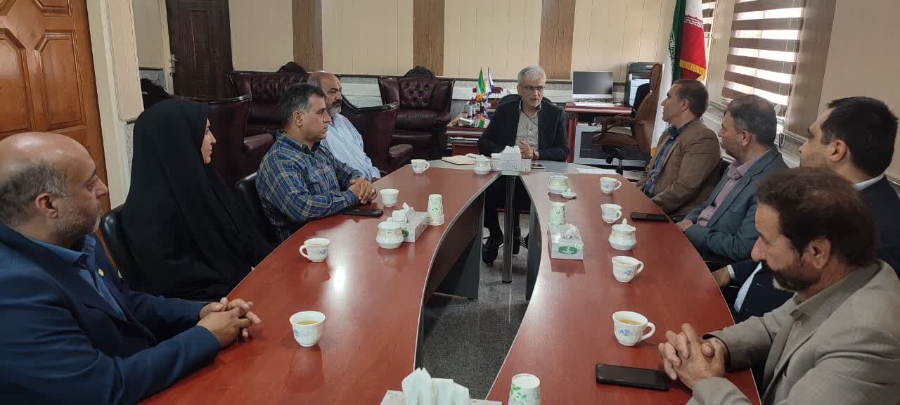 دیدار بخشدار و اعضای شورای اداری بخش زاویه با سرپرست فرمانداری زرندیه