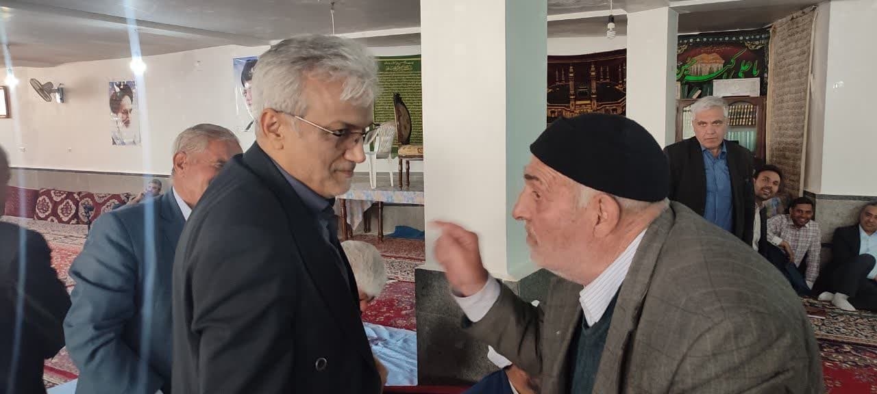 بازدید میدانی دکتر احمدی سرپرست فرمانداری زرندیه از روستای علیشار