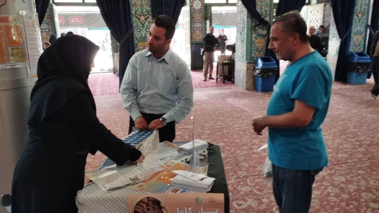 برپایی میز خدمت سلامت در حاشیه نماز جمعه در سراسر استان به مناسبت هفته مبارزه با قاچاق کالا و ارز