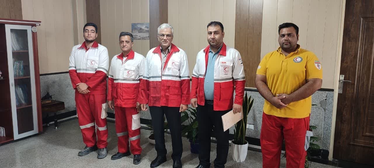 دیدار رئیس جمعیت هلال‌احمر با دکتر احمدی در فرمانداری زرندیه