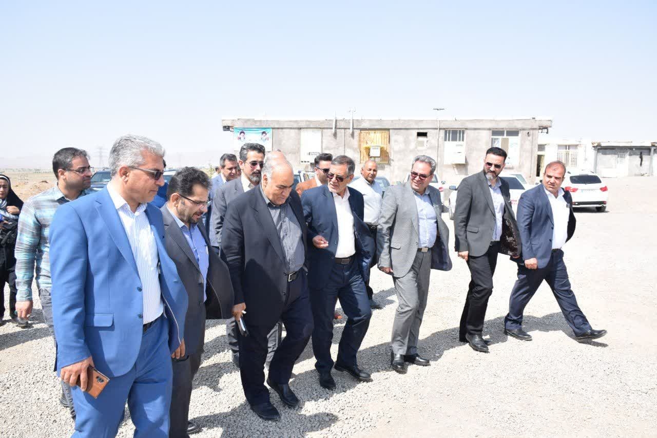 بررسی میدانی معاون وزیر راه و شهرسازی از محورهای مواصلاتی شهرستان محلات