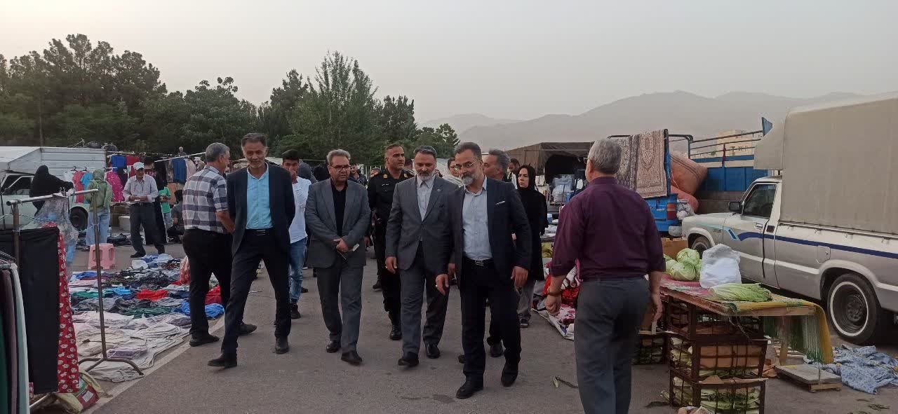 بازدید فرماندار شهرستان محلات از چهارشنبه‌بازار و مرکز توزیع کالاهای تنظیم‌بازاری