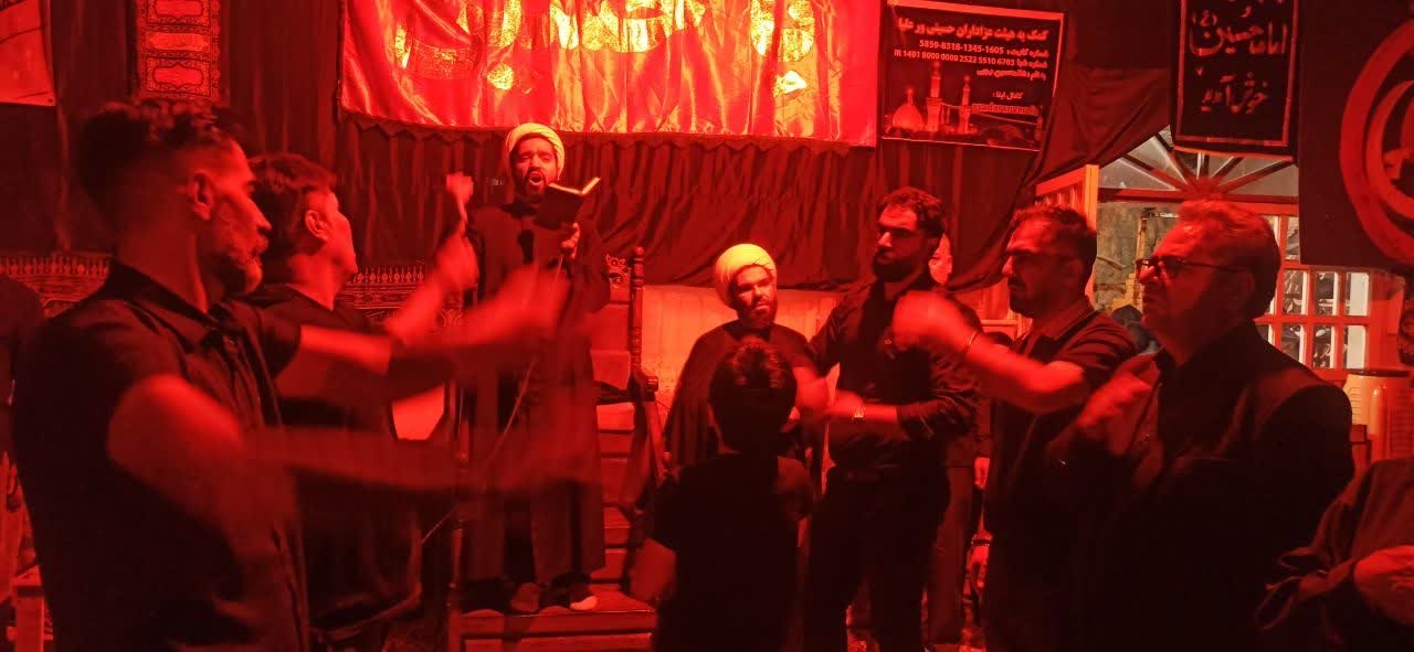 حضور فرماندار شهرستان محلات در مراسم عزاداری حضرت اباعبدالله‌الحسین (ع) در روستاهای ورین