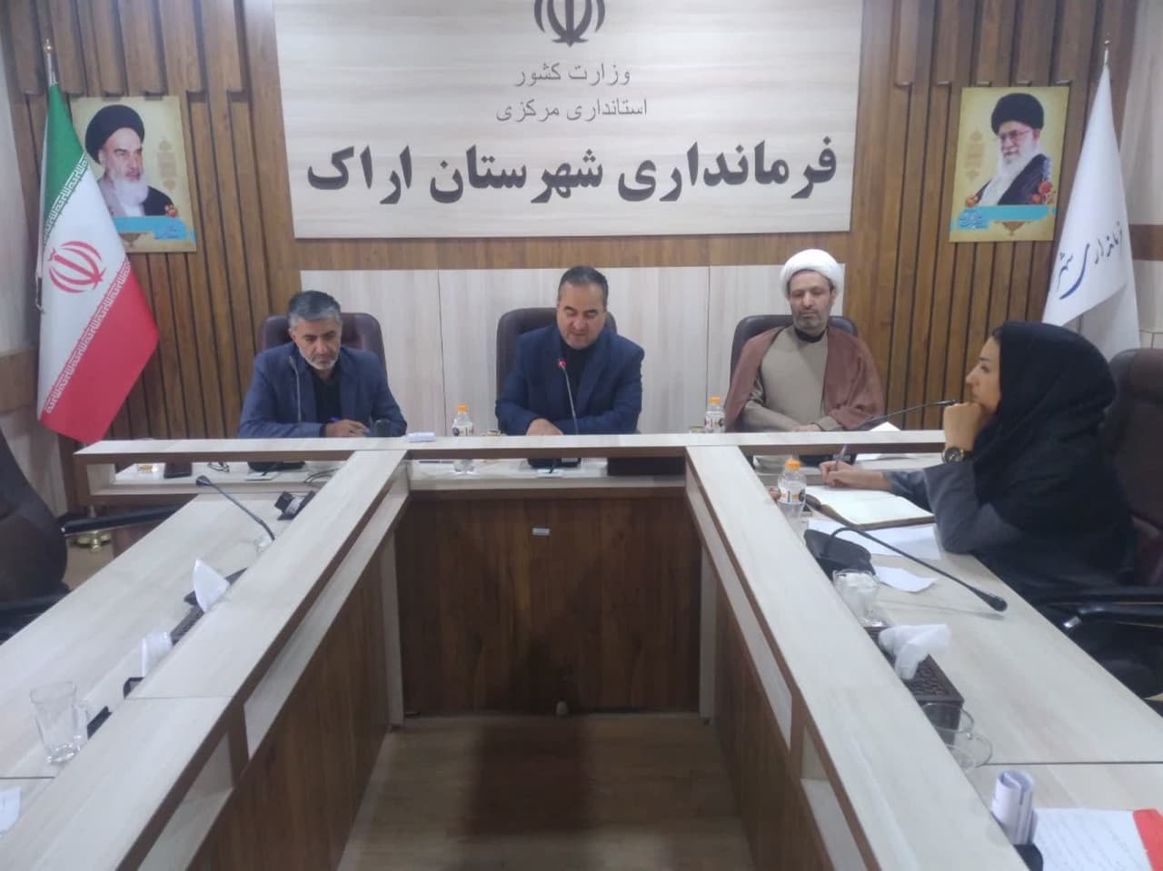 جلسه ستاد ساماندهی امور اتباع و مهاجرین خارجی به ریاست سرپرست فرمانداری شهرستان اراک برگزارگردید