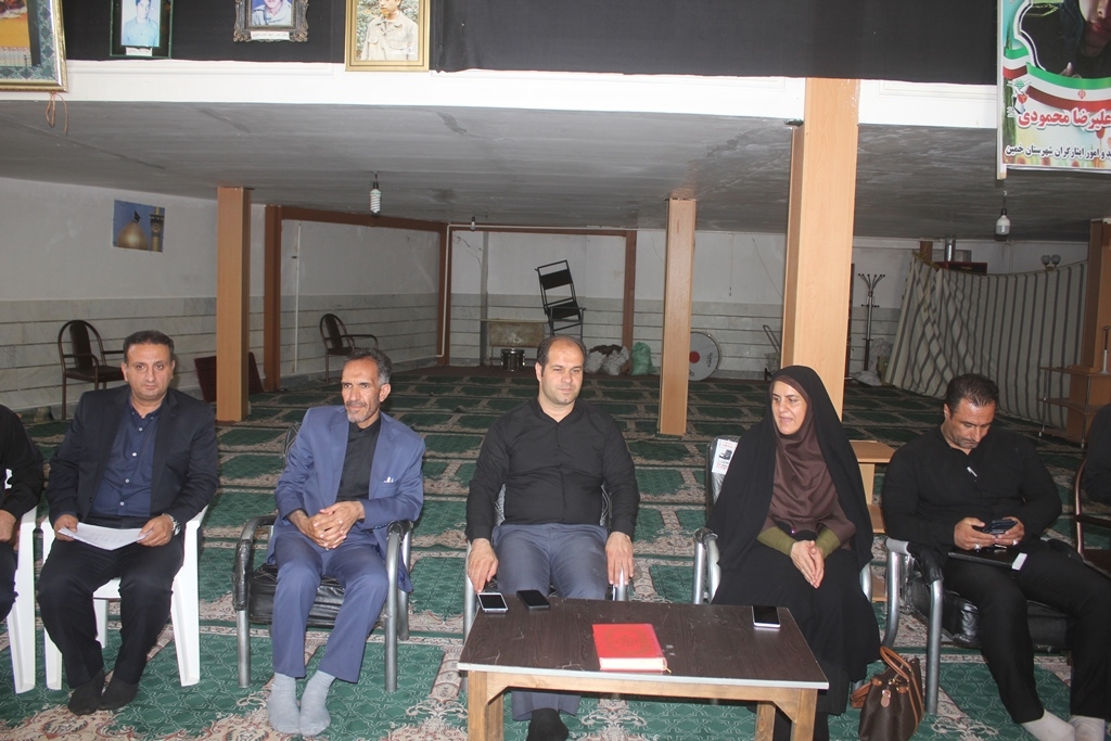 نشست بررسی مسائل و مشکلات روستای شهرمیزان شهرستان خمین برگزار شد