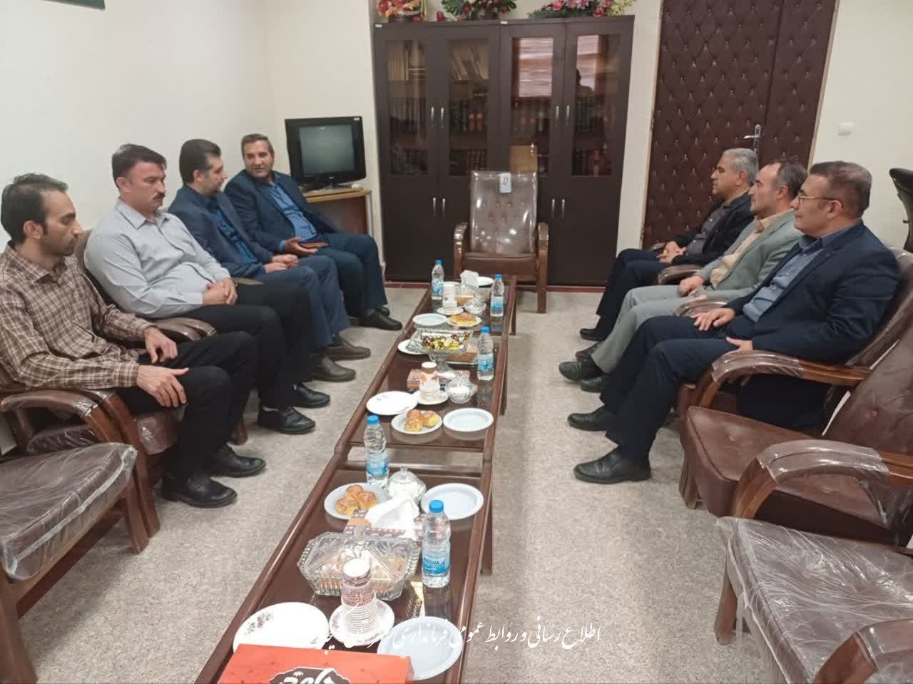 🔻تجلیل فرماندار شهرستان کمیجان از مجموعه قضایی شهرستان