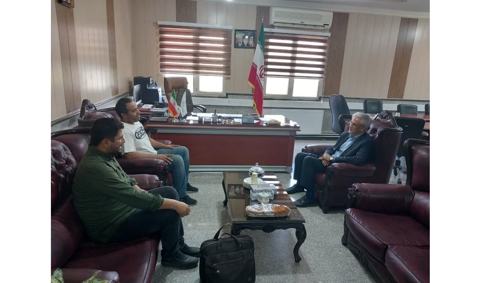 دیدار رئیس هواشناسی شهرستان زرندیه با سرپرست فرمانداری