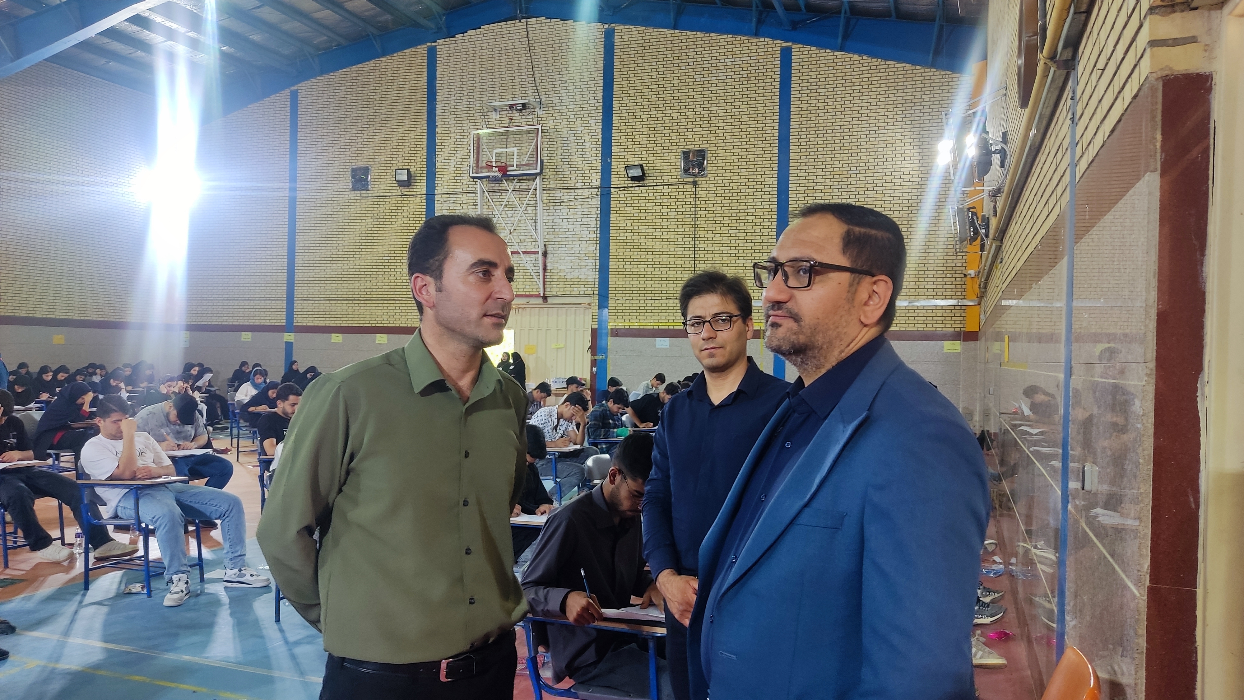 بازدید فرماندار از روند برگزاری مرحله دوم آزمون سراسری در شهرستان خنداب